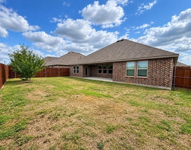 147 Mapleoak Drive - Photo Thumbnail 22
