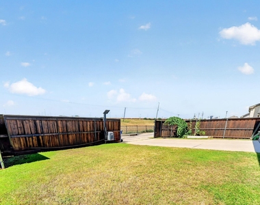 12789 Royal Oaks Lane - Photo Thumbnail 36
