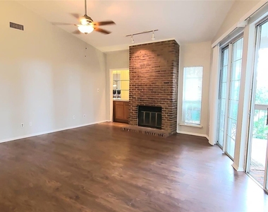 1722 Ascension Point Drive - Photo Thumbnail 20