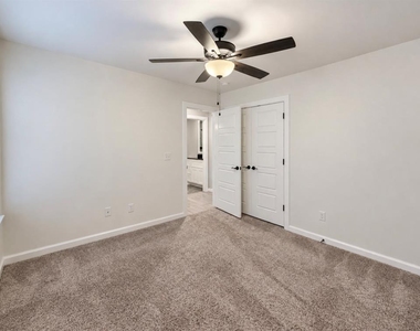 12209 Brinley Reign Drive - Photo Thumbnail 16