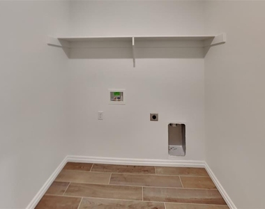 2513 Kathleens Crossing - Photo Thumbnail 14