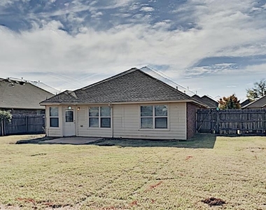 11121 Sw 41st Place - Photo Thumbnail 17
