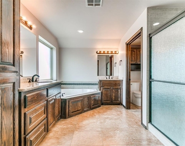 613 Sw 7th St - Photo Thumbnail 14