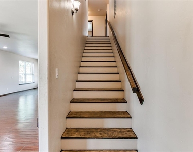 613 Sw 7th St - Photo Thumbnail 10