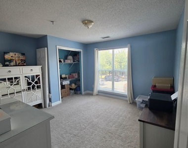 1301 Torrence Circle - Photo Thumbnail 4