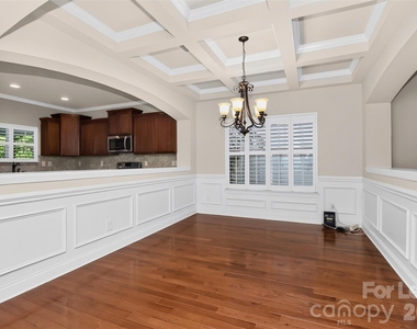20031 Northport Drive - Photo Thumbnail 12