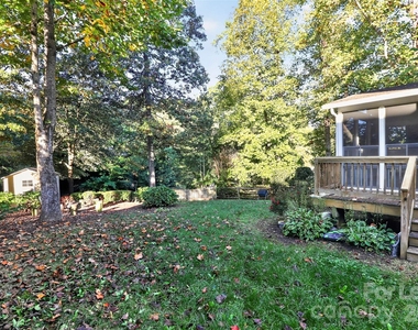 20031 Northport Drive - Photo Thumbnail 35