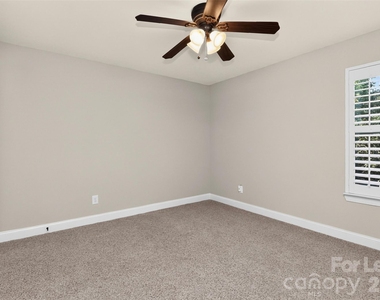 20031 Northport Drive - Photo Thumbnail 28