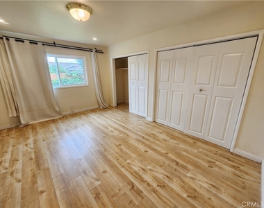 3255 Hempstead - Photo Thumbnail 7