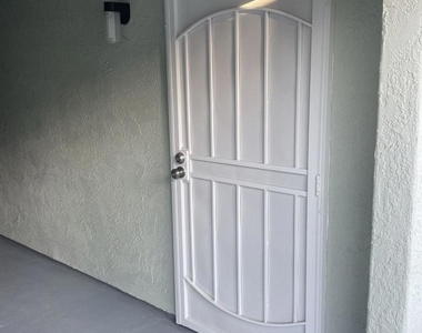 5230 W Wooley Road - Photo Thumbnail 5