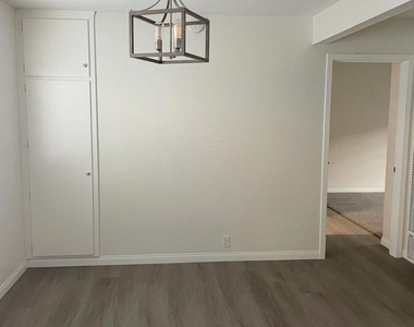 5230 W Wooley Road - Photo Thumbnail 9