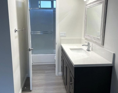 5230 W Wooley Road - Photo Thumbnail 12