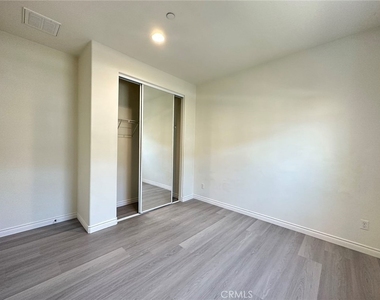 5846 Ginger Dr - Photo Thumbnail 8