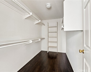 7436 Bobbyboyar Avenue - Photo Thumbnail 44