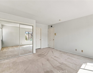 7436 Bobbyboyar Avenue - Photo Thumbnail 35