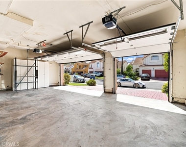 7436 Bobbyboyar Avenue - Photo Thumbnail 49