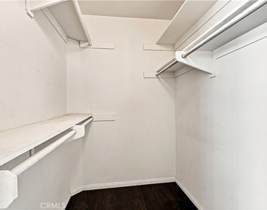 7436 Bobbyboyar Avenue - Photo Thumbnail 47