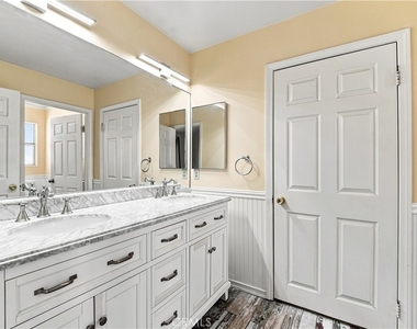 7436 Bobbyboyar Avenue - Photo Thumbnail 30