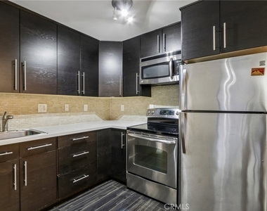 898 Temple Terrace - Photo Thumbnail 8