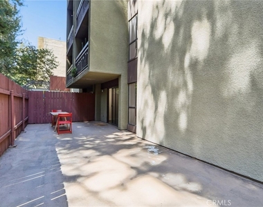 898 Temple Terrace - Photo Thumbnail 23
