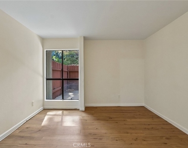 898 Temple Terrace - Photo Thumbnail 19