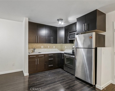 898 Temple Terrace - Photo Thumbnail 7