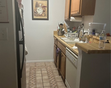 21801 Roscoe - Photo Thumbnail 4