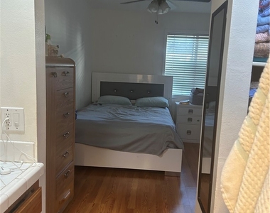 21801 Roscoe - Photo Thumbnail 7
