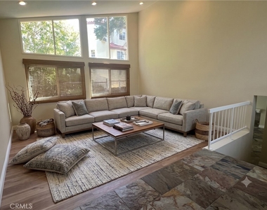 22840 Sparrowdell - Photo Thumbnail 4