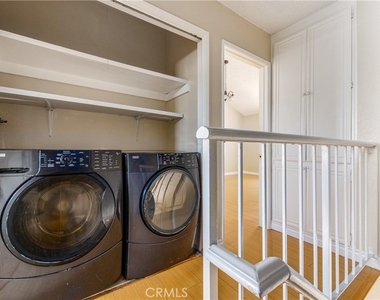 7422 Hazeltine Avenue - Photo Thumbnail 22