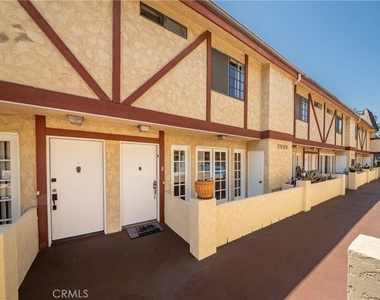 7422 Hazeltine Avenue - Photo Thumbnail 23