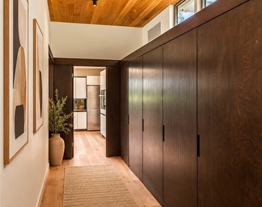12049 Iredell Street - Photo Thumbnail 11