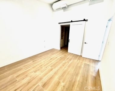 7919 Bothwell - Photo Thumbnail 7