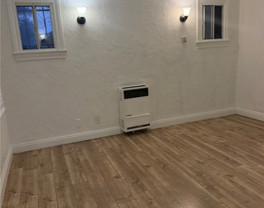1500 W 60th Street - Photo Thumbnail 2