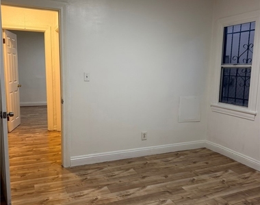 1500 W 60th Street - Photo Thumbnail 3