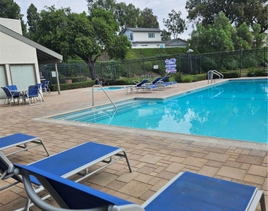 6802 Cedar Grove Court - Photo Thumbnail 21