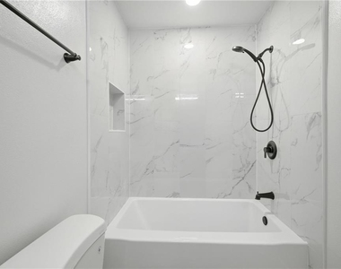2351 Sutter Way - Photo Thumbnail 27