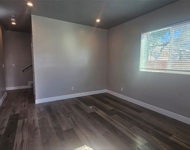 120 W 55th - Photo Thumbnail 11