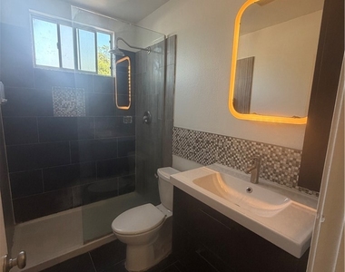 129 Palmyra - Photo Thumbnail 8