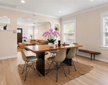 1849 W 38th Street - Photo Thumbnail 9