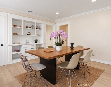 1849 W 38th Street - Photo Thumbnail 8
