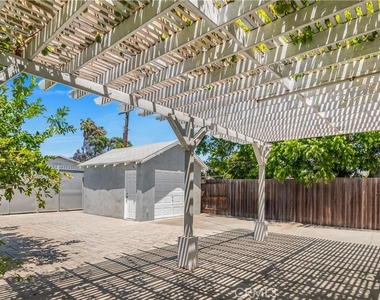 1849 W 38th Street - Photo Thumbnail 23