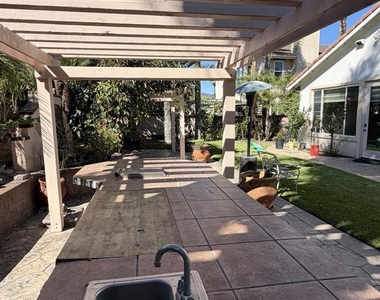 1362 S Creekside Drive - Photo Thumbnail 28