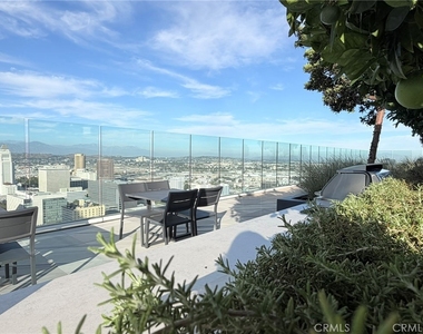 400 S Broadway - Photo Thumbnail 20