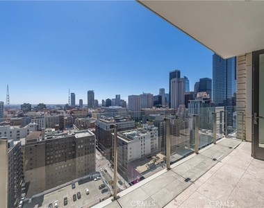 400 S Broadway - Photo Thumbnail 11