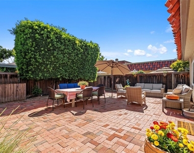 12 Satinwood Way - Photo Thumbnail 22