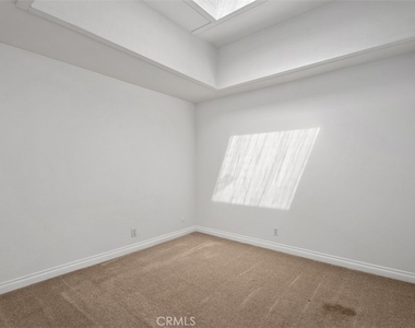 12 Satinwood Way - Photo Thumbnail 9