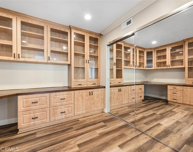 53 Willow Tree Ln - Photo Thumbnail 9