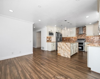 53 Willow Tree Ln - Photo Thumbnail 18