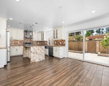 53 Willow Tree Ln - Photo Thumbnail 17